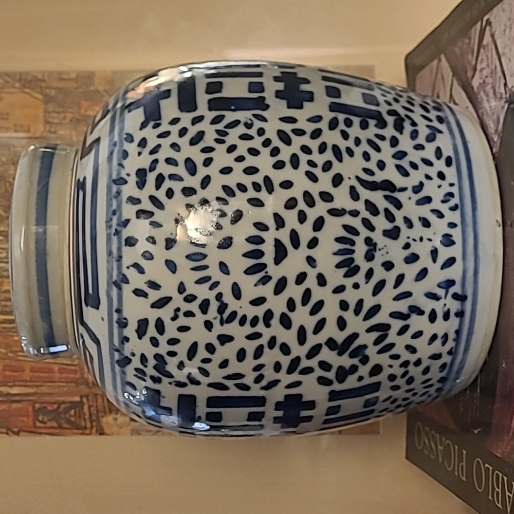 BLUE & WHITE CHINOISERIE DOUBLE HAPPINESS GINGER JAR FINAL PRICE DROP! - Picture 5 of 12